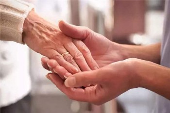 60歲友邦防癌險(xiǎn)一年多少錢
