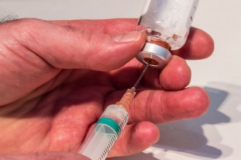 兒童意外重疾病保險 