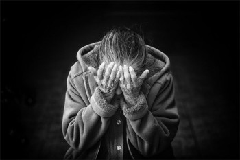 老人防癌醫(yī)療險如何選