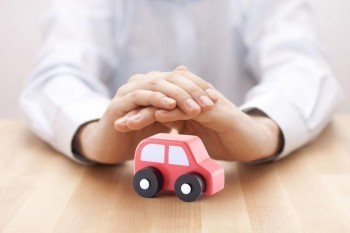 小車保險(xiǎn)一年多少錢？汽車必買險(xiǎn)種有哪些？