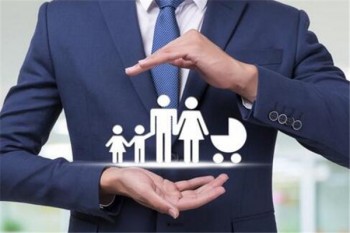 定期壽險與重疾險