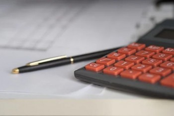 重疾險和醫(yī)療險先買哪個