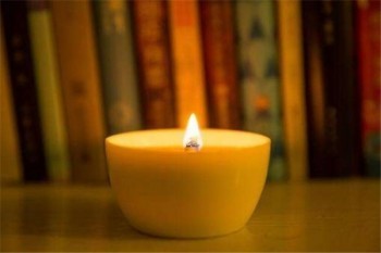 新華保險(xiǎn)中途可以退保嗎