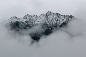 保險(xiǎn)合同丟了可以退保嗎