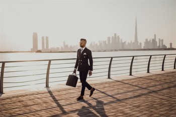 客戶猶豫時(shí)的銷售技巧和話術(shù)