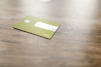 信用卡有逾期怎么消除征信？可以貸款買(mǎi)車(chē)嗎？