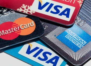 銀行信用卡逾期多久會被起訴坐牢