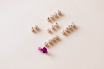 乳腺結(jié)節(jié)可以投保的百萬醫(yī)療有什么？如何選擇百萬醫(yī)療險(xiǎn)？