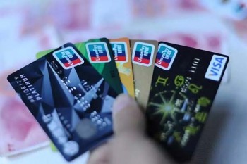 信用卡逾期多久會聯(lián)系家人