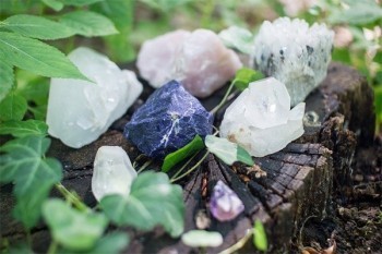 55歲買百萬醫(yī)療保險一年要多少錢？需要體檢嗎？
