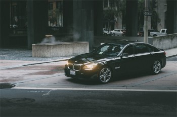 上海社保最低交多少