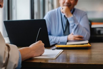 全額退保對業(yè)務(wù)員有懲罰嗎