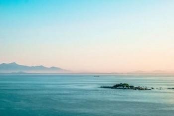 平安福退保交了兩年可以退多少