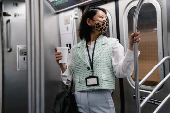 保險(xiǎn)交了三年退保能退多少錢