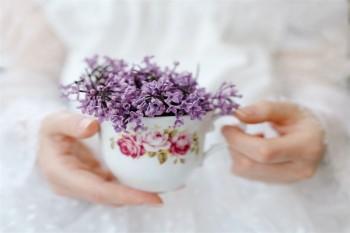 保險(xiǎn)如果中途不交了能退還多少錢？影響以后什么嗎？