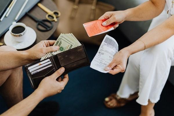 人壽退保費是實時到賬嗎？什么情況下能拿回全部本金？