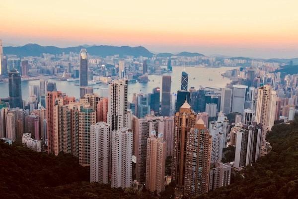 保險(xiǎn)交了兩年不想交了能退嗎？能退多少？