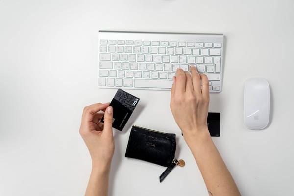 交通信用卡逾期會打給家人嗎？多久會打給家人？