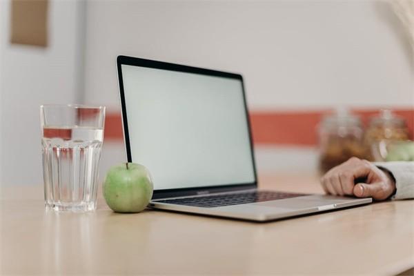 商保和社保的區(qū)別有哪些？有必要買商業(yè)保險嗎?