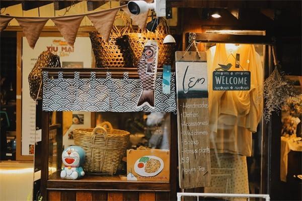 買金佑人生8年后悔了能拿回本金嗎？這款產(chǎn)品優(yōu)缺點(diǎn)有哪些？