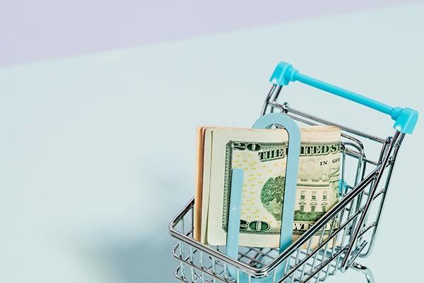 信用卡逾期利息怎么算？信用卡逾期要交滯納金嗎？