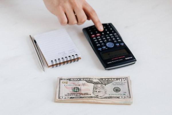 失業(yè)金怎么領?。孔疃嗄茴I取幾個月？