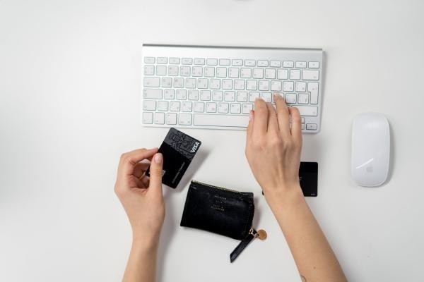 如何向銀行申請(qǐng)停息分期還款？是真的嗎？