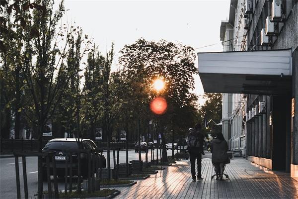 保險(xiǎn)賠償誤工費(fèi)賠償標(biāo)準(zhǔn)是什么？需要什么證明？