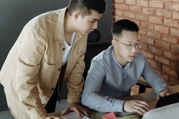 補充養(yǎng)老保險和企業(yè)年金的區(qū)別在哪？沖突嗎？