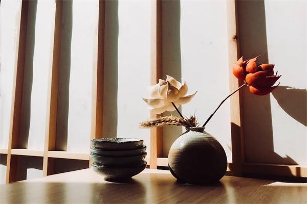 保險(xiǎn)的年金是什么意思？保險(xiǎn)年金產(chǎn)品值得買(mǎi)嗎？