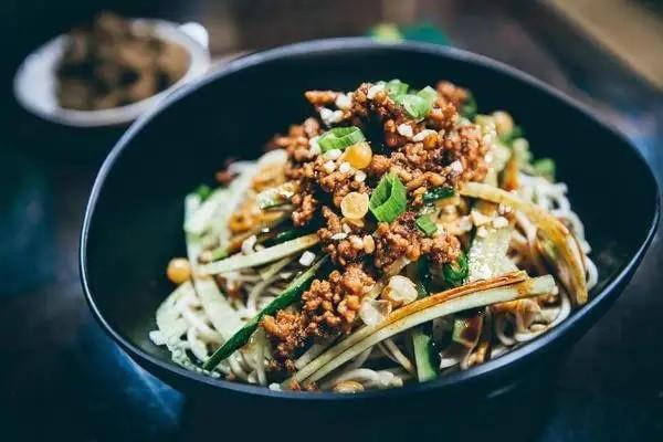 好醫(yī)保長期醫(yī)療20年有哪些優(yōu)點？和6年區(qū)別是什么？