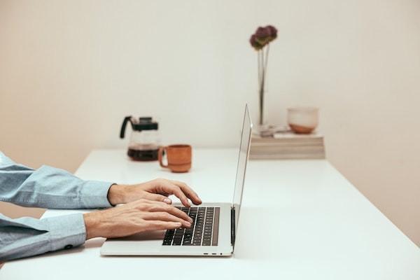 離職了怎么續(xù)交社保？自己交社保需要哪些材料？