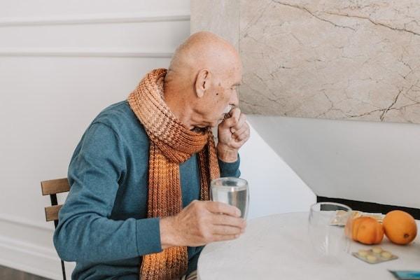 一年交300元60歲領多少養(yǎng)老金？交多少年才能領取？
