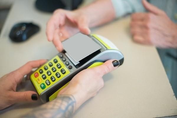 收到中信銀行信用卡逾期短信怎么辦？打電話沒接到會怎么樣？