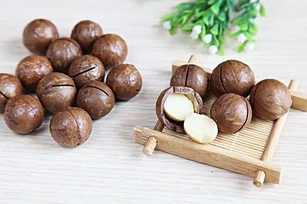 泰康人壽尊享世家是什么產(chǎn)品？有什么優(yōu)勢(shì)和劣勢(shì)？