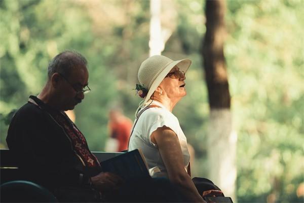 個人怎么給自己交社保？多少錢一年？