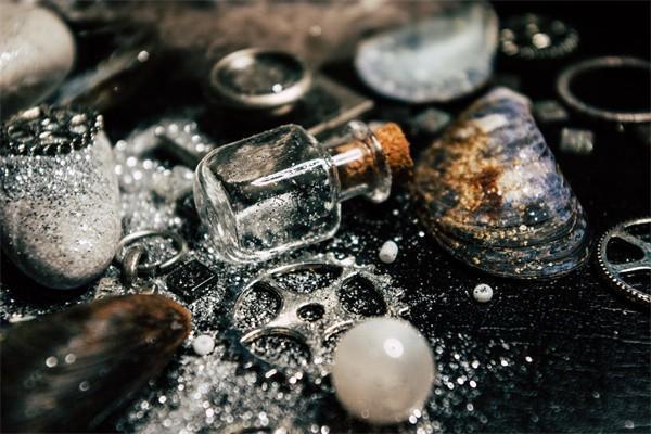 新華保險尊享人生年金保險分紅型有什么優(yōu)缺點？在哪里買？