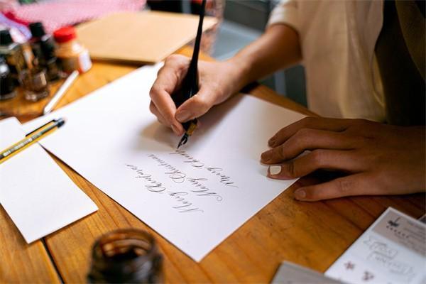 事業(yè)單位年金繳費(fèi)比例是多少？退休后如何領(lǐng)?。?/>
                                            </div>
                                        </a>
                                        <div   id=