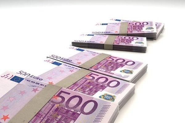 白條借1000利息多少？借1000逾期一年記錄可以消除嗎