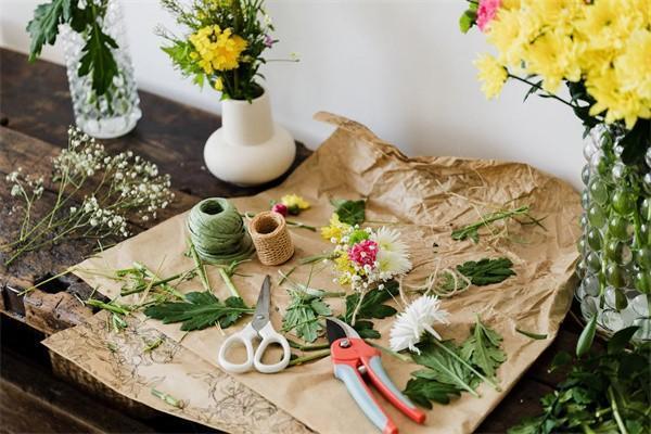 養(yǎng)老保險金計算是按月算嗎？一個月多少錢？