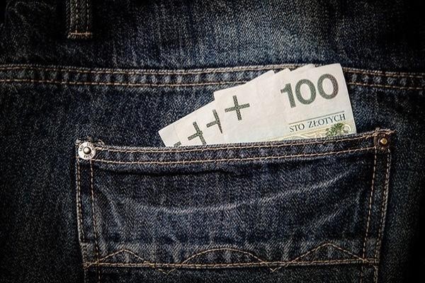 招聯(lián)金融逾1萬逾期3個月會被起訴嗎？逾1萬利息多少