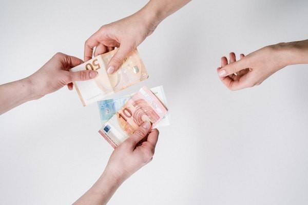 京東金條協(xié)商還款電話多少？協(xié)商還款到對公賬戶是真的嗎
