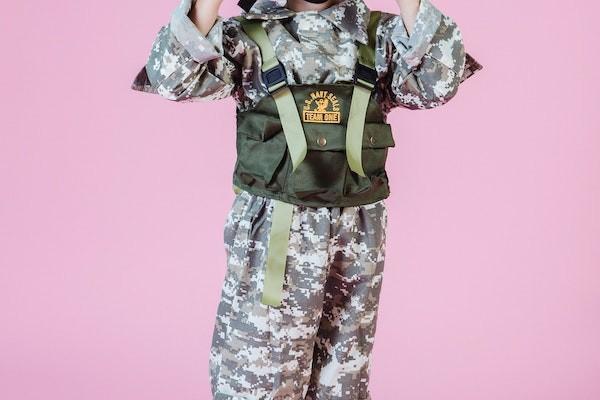 幼兒園必須給孩子買保險(xiǎn)嗎？買保險(xiǎn)必須是父母嗎？