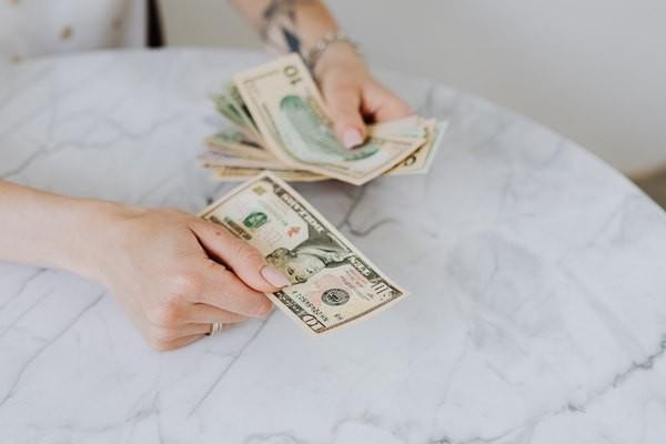 微粒貸逾期協(xié)商還本金能不能成功？逾期協(xié)商還款影響微信使用嗎