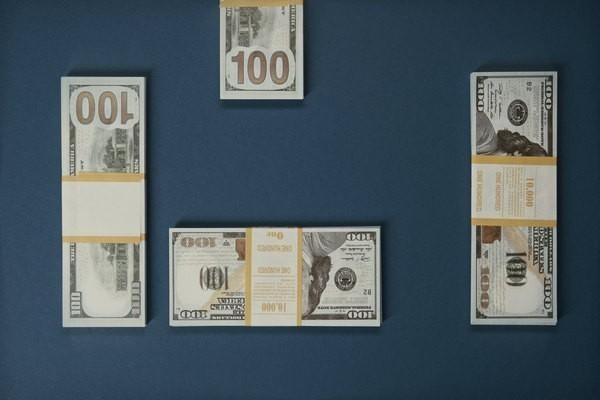 放心借7000逾期一年利息多少？7000逾期一年會起訴嗎