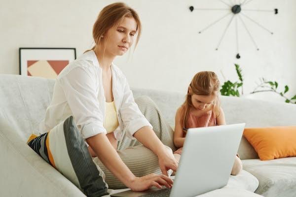 怎樣查自己的五險一金交了多少年了？需要哪些材料？