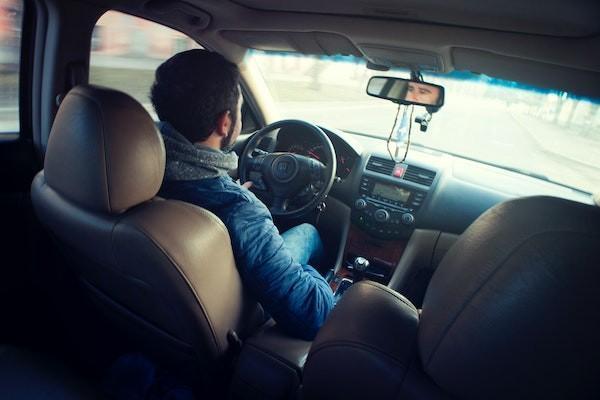 車險意外險是強(qiáng)制的嗎？怎么買？
