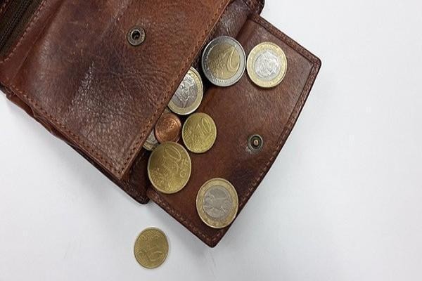 興業(yè)消費貸款逾期幾次會被提前收回貸款，逾期二天在哪里還