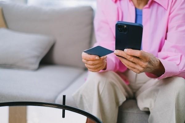 來(lái)分期顯示信用不足怎么辦，上信用了