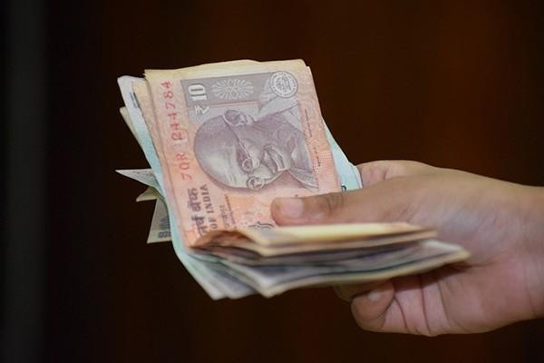 招聯(lián)金融逾期1年怎么減免利息和滯納金，了怎么辦